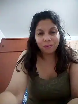 Carliina Soussa online show from March 15, 4:35 am