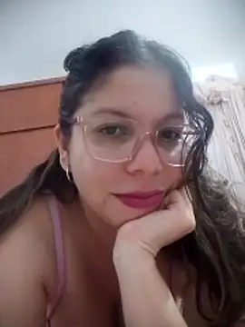 Carliina Soussa online show from April 1, 12:33 am