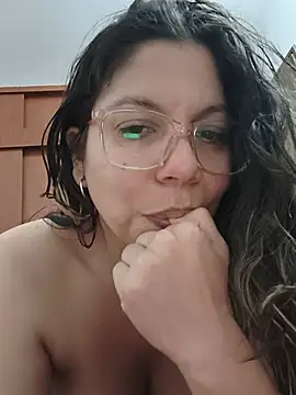Snapshot of Carliina_Soussa chatting on July 14, 2:05 am Carliina Soussa online show from July 14, 2:05 am