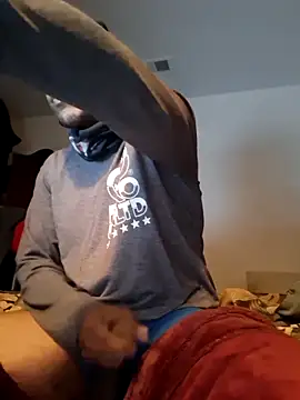 bigboytoy912 online show from April 8, 6:35 am