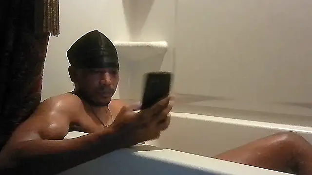 bigboytoy912 online show from April 11, 11:31 pm