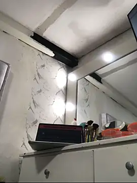 Abigail Cowen online show from April 4, 2:47 pm