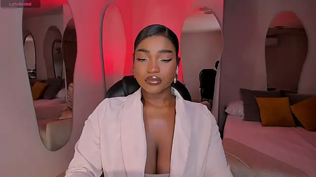 SavannahStorm online show from April 10, 12:32 pm