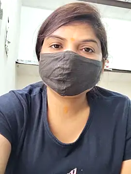 Snapshot of illay_love chatting on April 23, 5:41 am illay love online show from April 23, 5:41 am