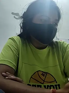 Snapshot of illay_love chatting on May 2, 3:44 am illay love online show from May 2, 3:44 am