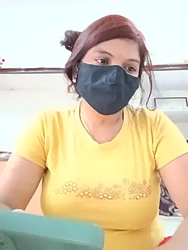 Snapshot of illay_love chatting on May 21, 5:14 am illay love online show from May 21, 5:14 am