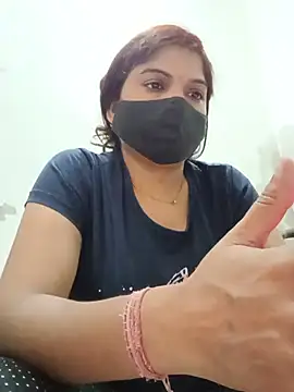 Snapshot of illay_love chatting on May 31, 5:26 am illay love online show from May 31, 5:26 am