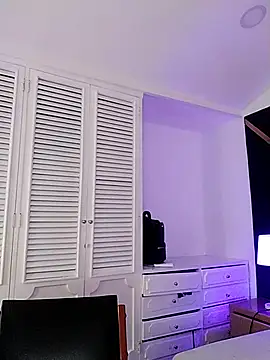 Adel Nesbiit online show from March 24, 7:41 pm