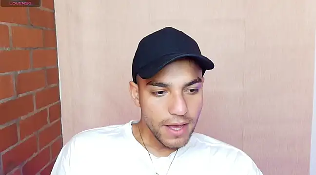 Leandro valenzuela online show from February 26, 1:30 pm