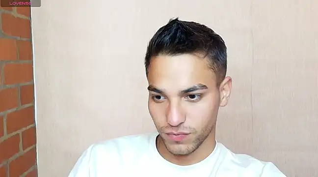 Leandro valenzuela online show from February 27, 4:21 pm