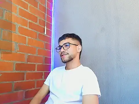 Leandro valenzuela online show from September 11, 8:53 pm