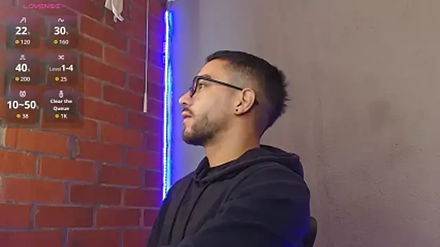 Leandro valenzuela online show from March 11, 2:01 pm