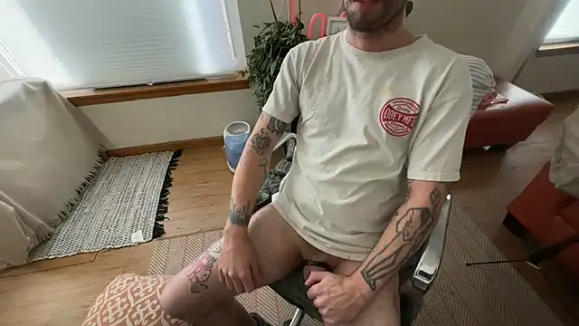 RuffClvb online show from February 4, 9:42 pm