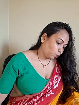 Snapshot of DREAM_GIRL-30 chatting on May 29, 8:01 am DREAM GIRL-30 online show from May 29, 8:01 am