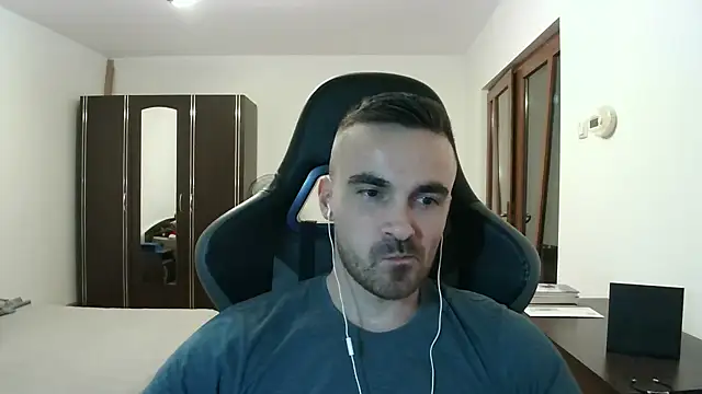 mu5clemania2 online show from December 22, 6:49 pm