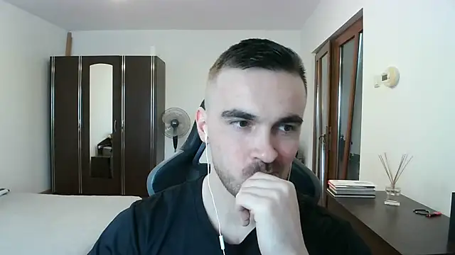 mu5clemania2 online show from February 24, 12:47 pm