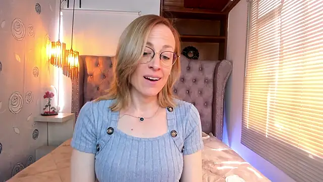 Snapshot of SammySanders chatting on January 28, 6:39 pm SammySanders online show from January 28, 6:39 pm