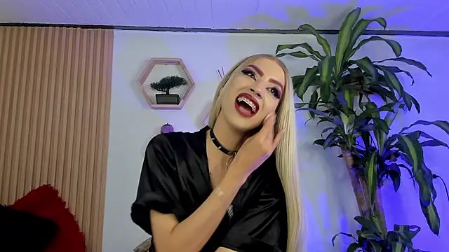 Snapshot of BrianaSchafer chatting on February 17, 8:04 pm BrianaSchafer online show from February 17, 8:04 pm