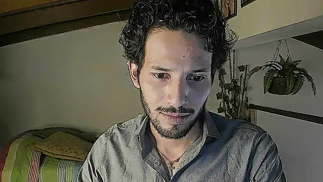 Snapshot of Nicholasrodrii chatting on June 11, 8:40 pm Nicholasrodrii online show from June 11, 8:40 pm