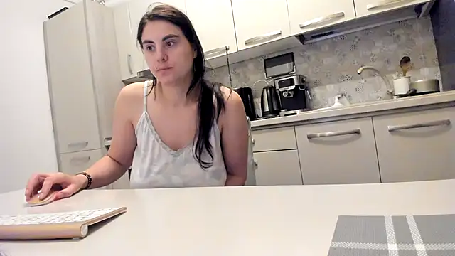 Snapshot of cuplu29 chatting on June 11, 1:49 am cuplu29 online show from June 11, 1:49 am