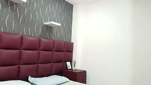 Snapshot of brianaGuzman chatting on September 20, 2:29 pm brianaGuzman online show from September 20, 2:29 pm