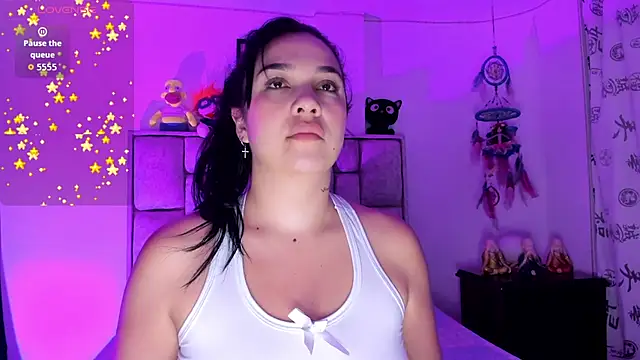 brianaGuzman online show from December 3, 9:29 am