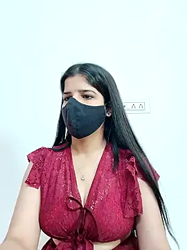 Snapshot of aaliya_bhattt chatting on December 12, 5:20 am aaliya bhattt online show from December 12, 5:20 am