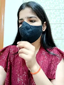 Snapshot of aaliya_bhattt chatting on January 24, 3:11 am aaliya bhattt online show from January 24, 3:11 am