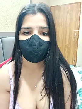 Snapshot of aaliya_bhattt chatting on January 26, 5:44 pm aaliya bhattt online show from January 26, 5:44 pm