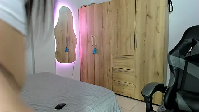 abbyquinn   online show from February 19, 11:17 am