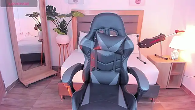 irantzu hank online show from January 25, 12:37 pm