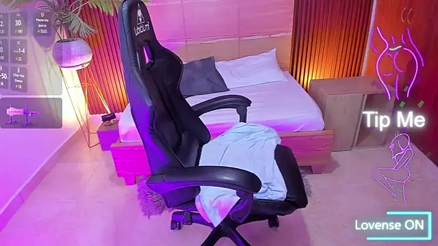 irantzu hank online show from February 10, 10:30 pm