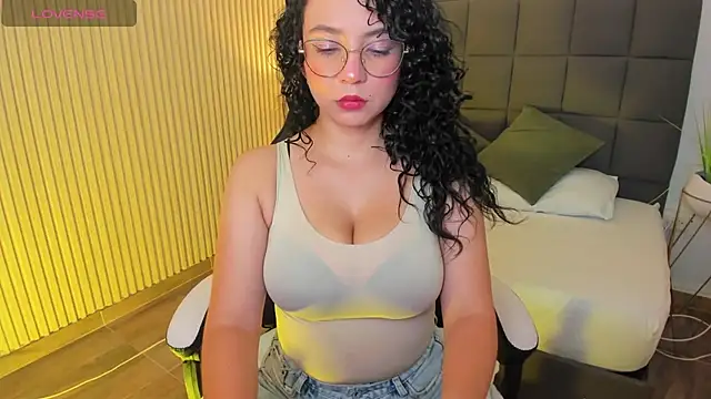 irantzu hank online show from February 20, 7:41 pm