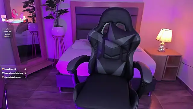 irantzu hank online show from February 25, 3:38 pm