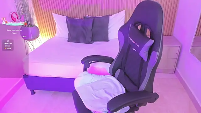 irantzu hank online show from February 26, 12:36 pm