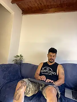 AndresSmith   online show from February 4, 8:20 am