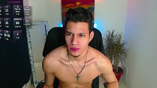 Snapshot of dirtyboy_23 chatting on October 25, 5:37 am dirtyboy 23 online show from October 25, 5:37 am