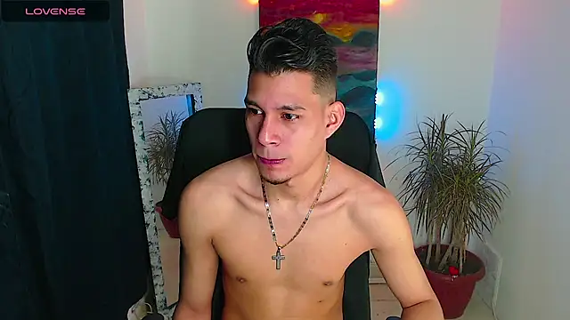 Snapshot of dirtyboy_23 chatting on October 28, 6:06 am dirtyboy 23 online show from October 28, 6:06 am