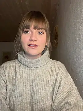 Snapshot of Milla__one chatting on December 10, 5:55 pm Milla  one online show from December 10, 5:55 pm