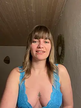 Snapshot of Milla__one chatting on February 3, 7:52 pm Milla  one online show from February 3, 7:52 pm