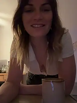 Snapshot of Milla__one chatting on February 19, 6:00 pm Milla  one online show from February 19, 6:00 pm