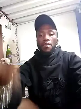 Snapshot of bull_Giant chatting on December 21, 9:04 pm bull Giant online show from December 21, 9:04 pm