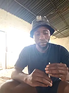 Snapshot of bull_Giant chatting on February 10, 3:42 pm bull Giant online show from February 10, 3:42 pm