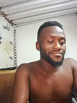 Snapshot of bull_Giant chatting on February 13, 12:02 am bull Giant online show from February 13, 12:02 am