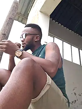 Snapshot of bull_Giant chatting on September 27, 1:49 pm bull Giant online show from September 27, 1:49 pm