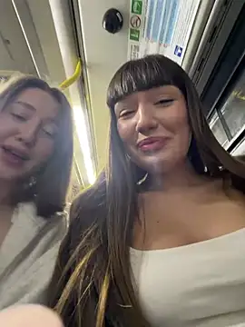 Sophie Avory online show from March 31, 5:35 pm