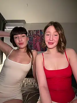 Snapshot of Sophie_Avory chatting on May 18, 10:04 pm Sophie Avory online show from May 18, 10:04 pm