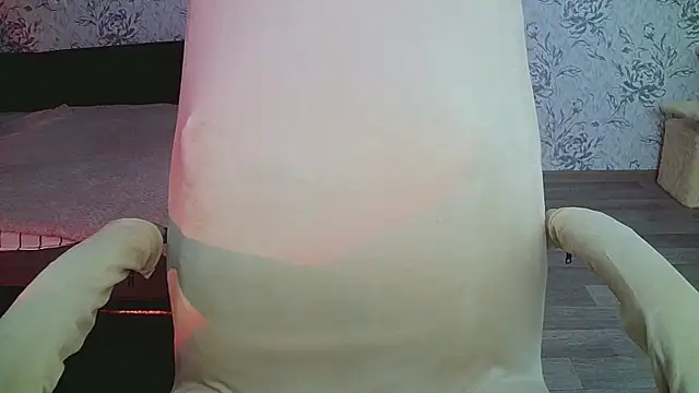 Snapshot of bubble_bambam chatting on March 16, 8:11 pm bubble bambam online show from March 16, 8:11 pm