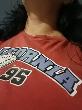 Snapshot of katysquirtdirty chatting on May 31, 12:41 am katysquirtdirty online show from May 31, 12:41 am