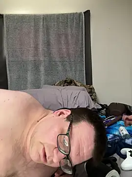 treatbobnicer online show from February 15, 5:31 pm